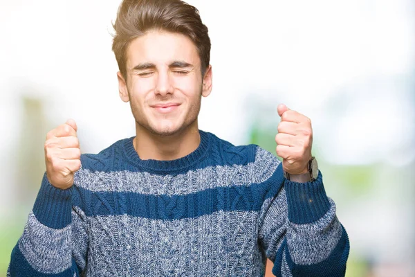 Jovem Homem Bonito Sobre Fundo Isolado Animado Para Sucesso Com — Fotografia de Stock