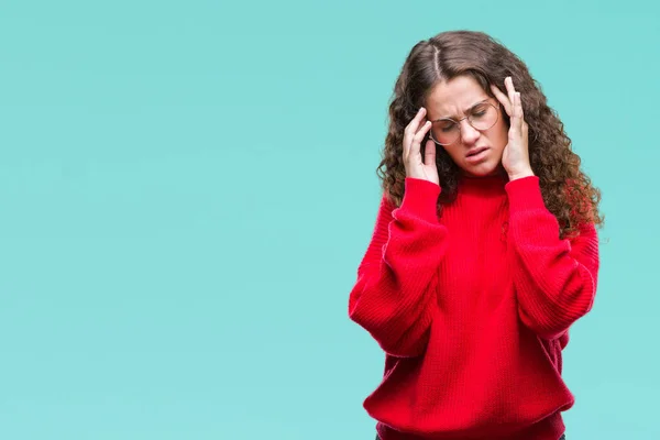 Schöne Brünette Lockige Haare Junges Mädchen Mit Brille Und Winterpullover — Stockfoto