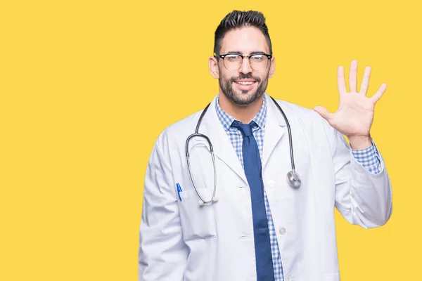 Guapo Joven Doctor Hombre Sobre Aislado Fondo Mostrando Señalando Hacia —  Fotos de Stock