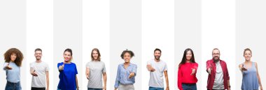 Kolaj farklı etnik genç insanlar üzerinde beyaz bir izole arka plan gülümseyen dostu sunan karşılıklı olarak tebrik ve konuksever çizgili. Başarılı iş.