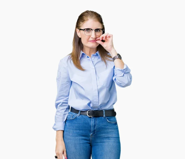 Hermosa Mujer Mediana Edad Madura Negocios Con Gafas Sobre Boca —  Fotos de Stock