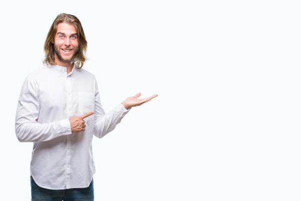 Young Handsome Man Long Hair Isolated Background Amazed Smiling Camera — Stock Photo, Image