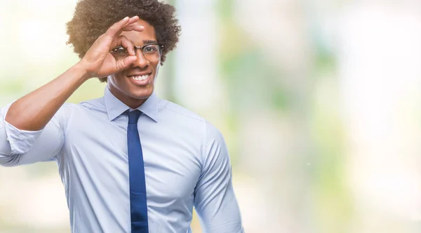 Afro Amerykański Biznes Człowiek Okularach Białym Tle Robi Gest Ręką — Zdjęcie stockowe