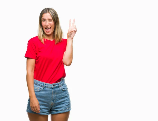 Joven Mujer Hermosa Sobre Fondo Aislado Sonriendo Con Cara Feliz — Foto de Stock