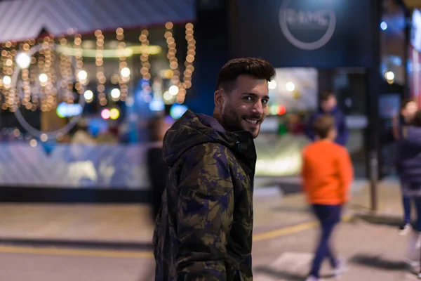 Young Handsome Man Possing Smiling Street Style Night — Stock Photo, Image