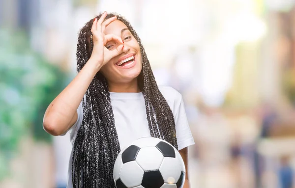 Futbol Topu Ile Mutlu Yüz Parmaklarının Arasından Seyir Göz Üzerinde — Stok fotoğraf