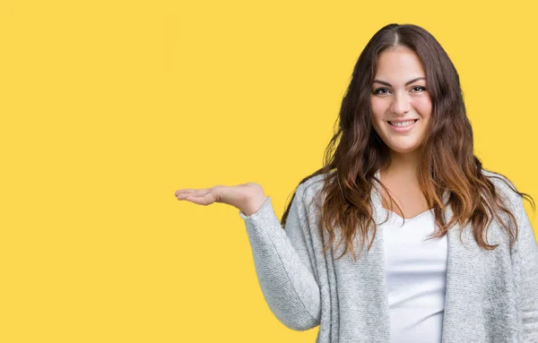 Hermosa Mujer Joven Tamaño Grande Con Chaqueta Invierno Sobre Fondo —  Fotos de Stock