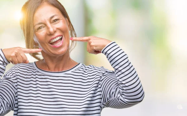 Middelbare Leeftijd Senior Latino Vrouw Geïsoleerde Achtergrond Glimlachend Vertrouwen Tonen — Stockfoto