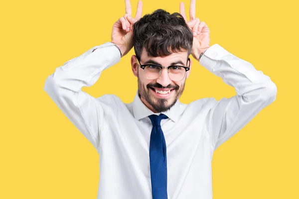 Joven Hombre Negocios Guapo Con Gafas Sobre Fondo Aislado Posando — Foto de Stock