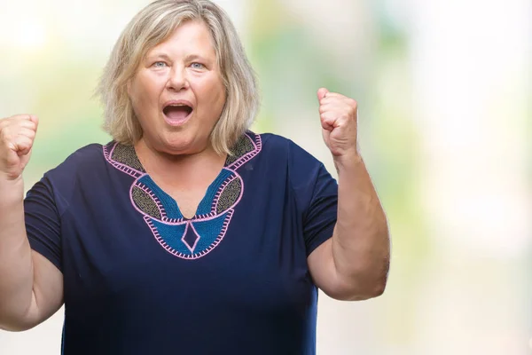 Senior Grootte Kaukasische Vrouw Geïsoleerde Achtergrond Vieren Verrast Verbaasd Voor — Stockfoto