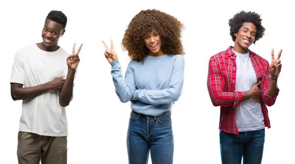 Kolaj Afro Amerikan Grup Gülümseyen Mutlu Yüz Zafer Işareti Yaparken — Stok fotoğraf