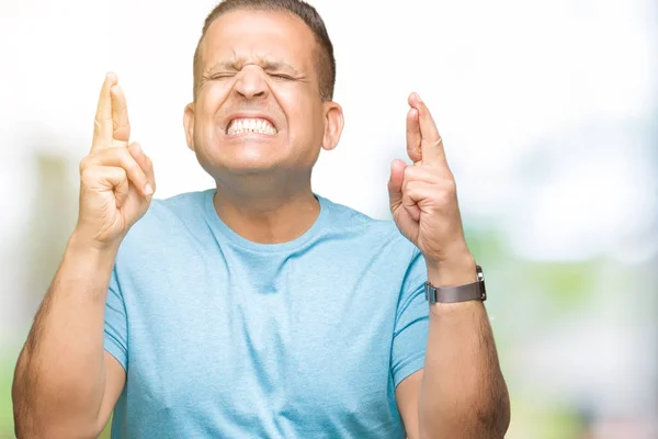 Arabischer Mann Mittleren Alters Blauem Shirt Vor Isoliertem Hintergrund Lächelnd — Stockfoto