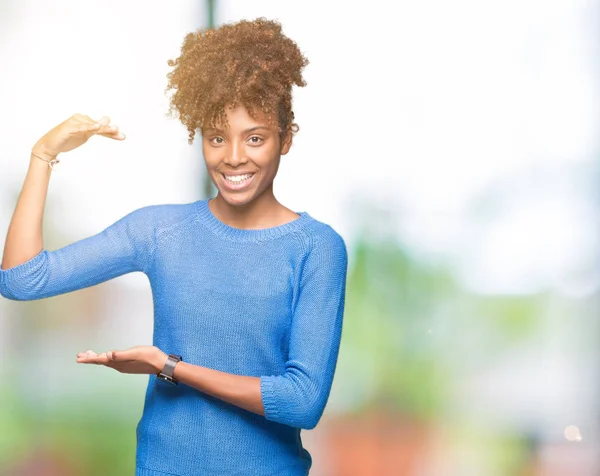 Mooie Jonge Afro Amerikaanse Vrouw Geïsoleerde Achtergrond Gebaren Met Handen — Stockfoto