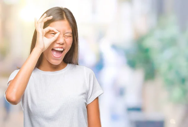 Giovane Donna Asiatica Sfondo Isolato Facendo Gesto Con Mano Sorridente — Foto Stock