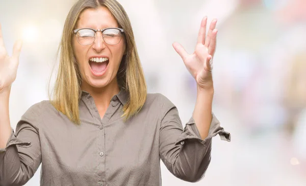 Joven Mujer Hermosa Sobre Fondo Aislado Celebrando Loco Loco Por —  Fotos de Stock