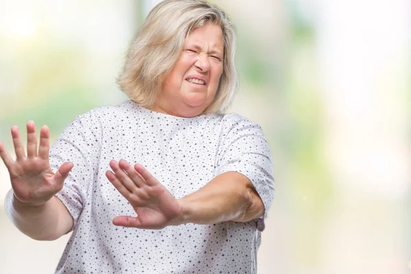 Senior Grootte Kaukasische Vrouw Geïsoleerde Achtergrond Walgen Expressie Ontevreden Angstig — Stockfoto