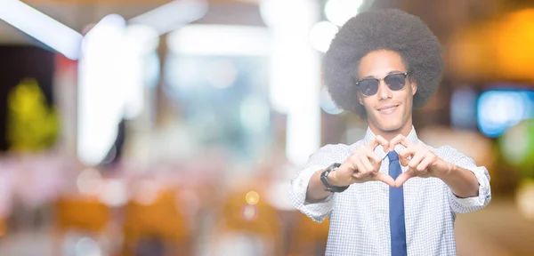 Jonge Afro Amerikaanse Zakenman Met Afro Haar Dragen Van Een — Stockfoto