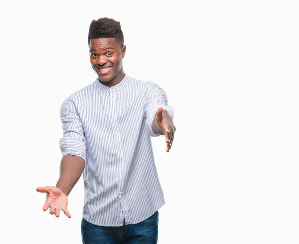 Junger Afrikanisch Amerikanischer Mann Mit Isoliertem Hintergrund Der Mit Offenen — Stockfoto
