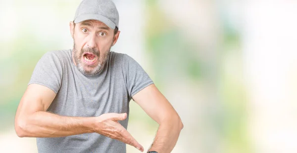 Bonito Hoary Meia Idade Homem Sênior Vestindo Boné Esporte Sobre — Fotografia de Stock