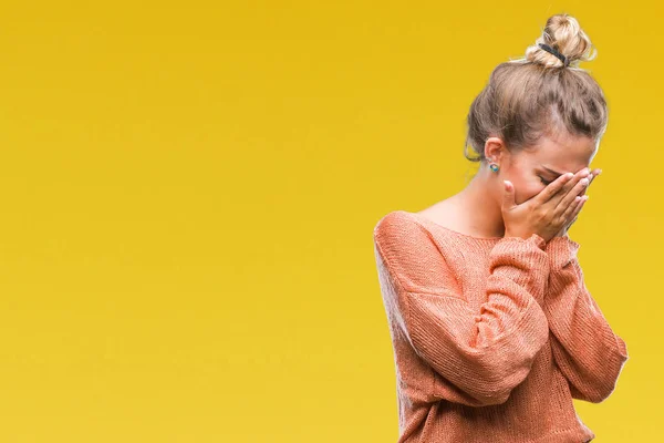 Mooie Jonge Blonde Vrouw Geïsoleerde Achtergrond Met Trieste Uitdrukking Waarin — Stockfoto