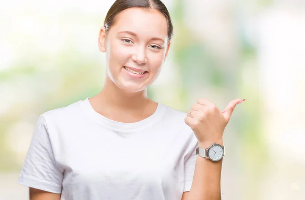 Jovem Bela Mulher Caucasiana Sobre Fundo Isolado Sorrindo Com Rosto — Fotografia de Stock