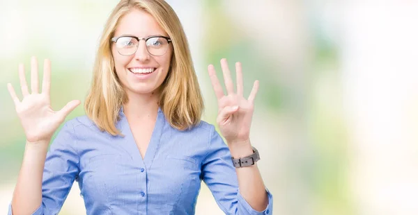 Hermosa Joven Mujer Negocios Sobre Fondo Aislado Mostrando Señalando Hacia —  Fotos de Stock