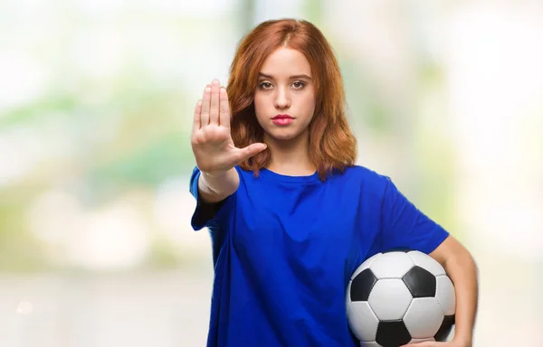 Joven Hermosa Mujer Sobre Fondo Aislado Sosteniendo Pelota Fútbol Con —  Fotos de Stock