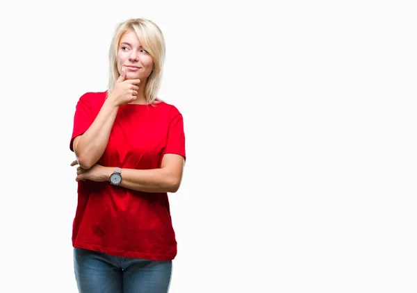 Młoda Piękna Kobieta Blonde Noszenie Shirt Czerwony Białym Tle Ręką — Zdjęcie stockowe