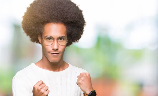 Young African American Man Afro Hair Wearing Glasses Ready Fight — Stock Photo, Image