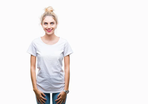 Joven Mujer Rubia Hermosa Con Camiseta Blanca Sobre Fondo Aislado — Foto de Stock