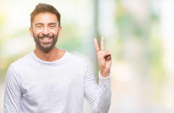 Homem Hispânico Adulto Sobre Fundo Isolado Sorrindo Com Rosto Feliz — Fotografia de Stock