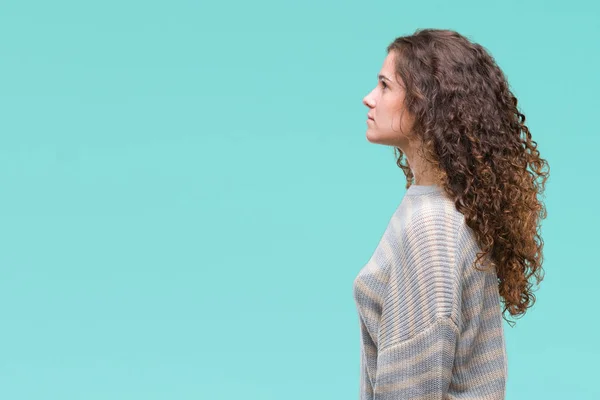 Mooie Brunette Krullend Haar Jong Meisje Winter Trui Dragen Geïsoleerd — Stockfoto