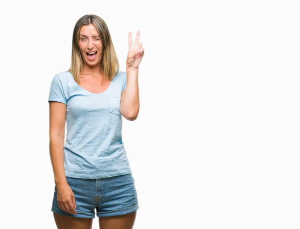 Jovem Mulher Bonita Sobre Fundo Isolado Sorrindo Com Rosto Feliz — Fotografia de Stock