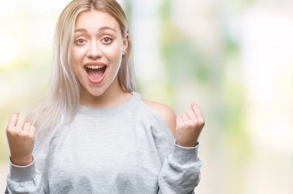 Mujer Rubia Joven Sobre Fondo Aislado Celebrando Sorprendida Sorprendida Por — Foto de Stock