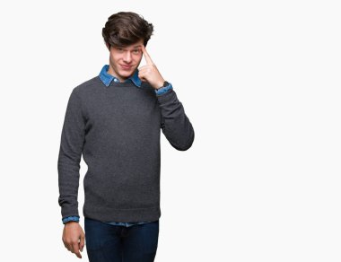 Genç yakışıklı zarif adam izole üzerinde arka plan bir parmak, harika bir fikir ya da düşünce, iyi hafıza ile baş gösteren gülen