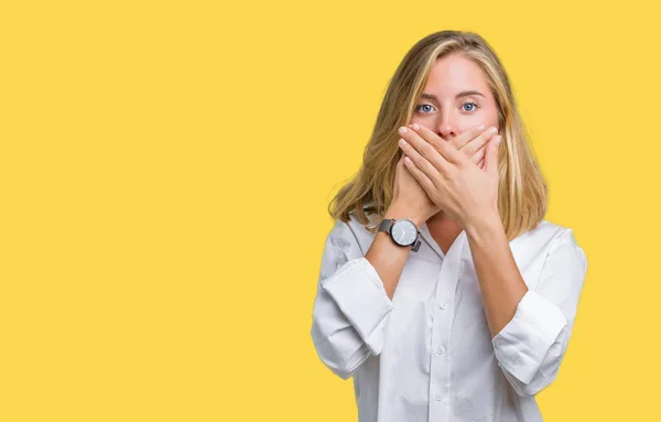 Beautiful Young Business Woman Isolated Background Shocked Covering Mouth Hands — Stock Photo, Image