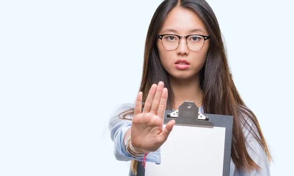 Young Asian Business Woman Holding Clipboard Isolated Background Open Hand — Stock Photo, Image
