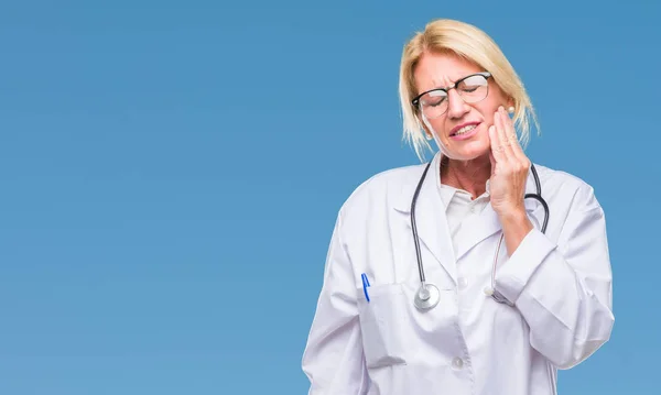 Middle Age Blonde Doctor Woman Isolated Background Touching Mouth Hand — Stock Photo, Image