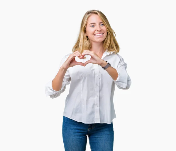 Mooie Jonge Zakenvrouw Geïsoleerde Achtergrond Glimlachend Liefde Met Hartsymbool Vorm — Stockfoto