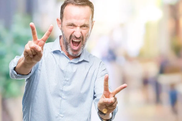 Edad Media Hoary Hombre Negocios Senior Sobre Fondo Aislado Sonriendo — Foto de Stock