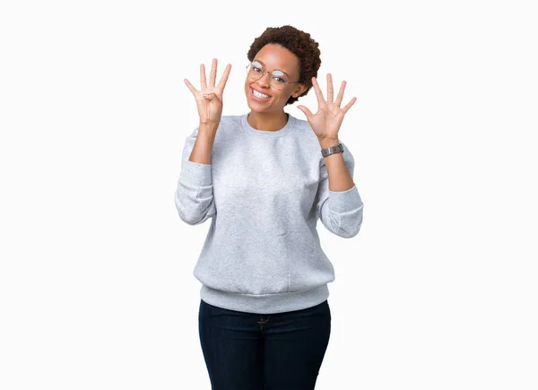 Joven Mujer Afroamericana Hermosa Con Gafas Sobre Fondo Aislado Mostrando —  Fotos de Stock