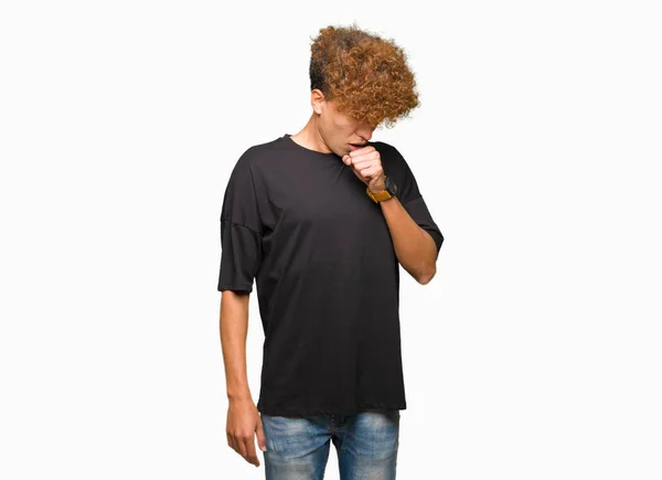 Όμορφος Νεαρός Άφρο Μαλλιά Φορώντας Μαύρο Μπλουζάκι Αίσθημα Αδιαθεσίας Και — Φωτογραφία Αρχείου