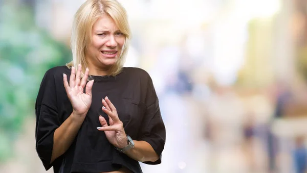 Unga Vackra Blonda Kvinnan Över Isolerade Bakgrund Äcklade Uttryck Missnöjd — Stockfoto