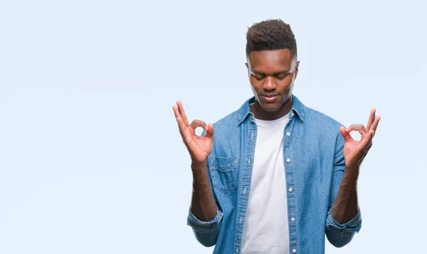 Jovem Homem Afro Americano Sobre Fundo Isolado Relaxar Sorrir Com — Fotografia de Stock