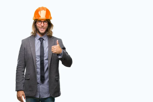 Jovem Arquiteto Bonito Homem Com Cabelos Longos Usando Capacete Segurança — Fotografia de Stock