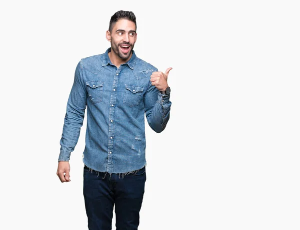 Jovem Homem Bonito Sobre Fundo Isolado Sorrindo Com Rosto Feliz — Fotografia de Stock