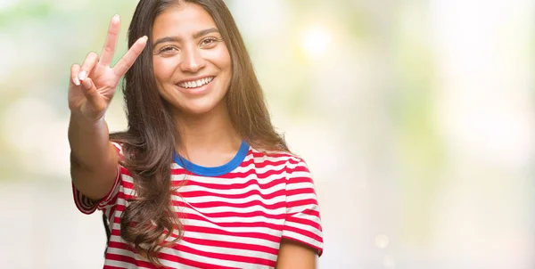 Junge Schöne Arabische Frau Über Isoliertem Hintergrund Lächelnd Mit Glücklichem — Stockfoto