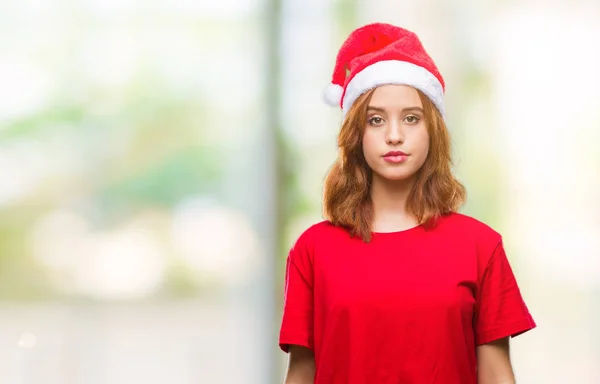 Jovem Bela Mulher Sobre Fundo Isolado Vestindo Chapéu Natal Com — Fotografia de Stock