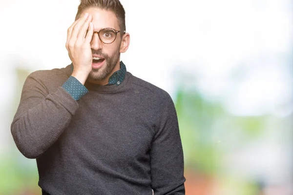 Giovane Bell Uomo Che Indossa Occhiali Sfondo Isolato Che Copre — Foto Stock