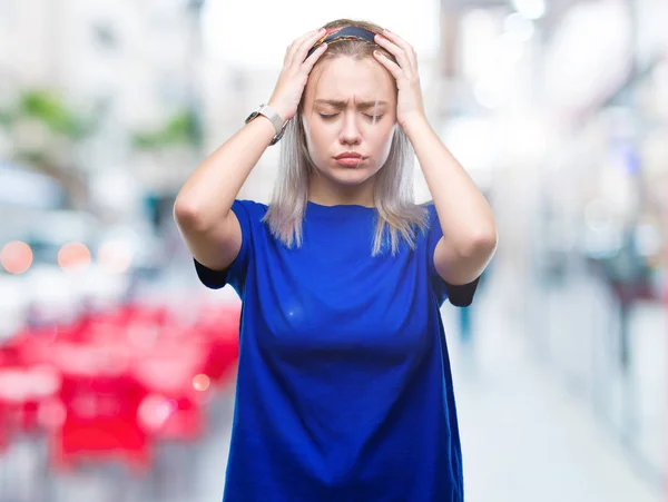 Junge Blonde Frau Mit Isoliertem Hintergrund Die Unter Kopfschmerzen Leidet — Stockfoto